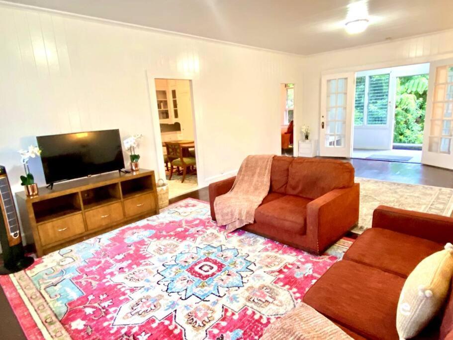 Your Hilo Homebase - Lovely 3 Bedroom In Heart Of Hilo With Ac! Экстерьер фото