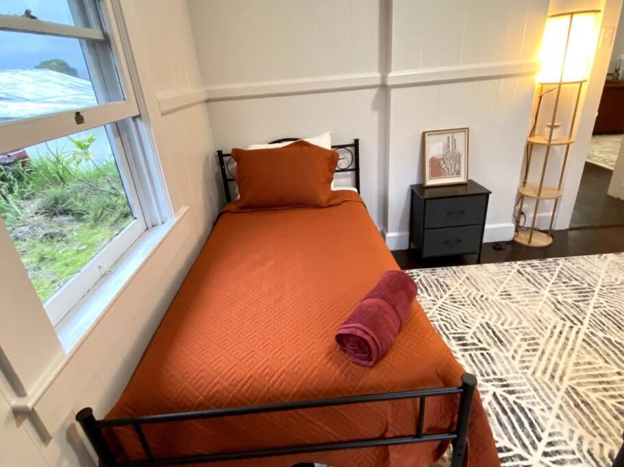 Your Hilo Homebase - Lovely 3 Bedroom In Heart Of Hilo With Ac! Экстерьер фото