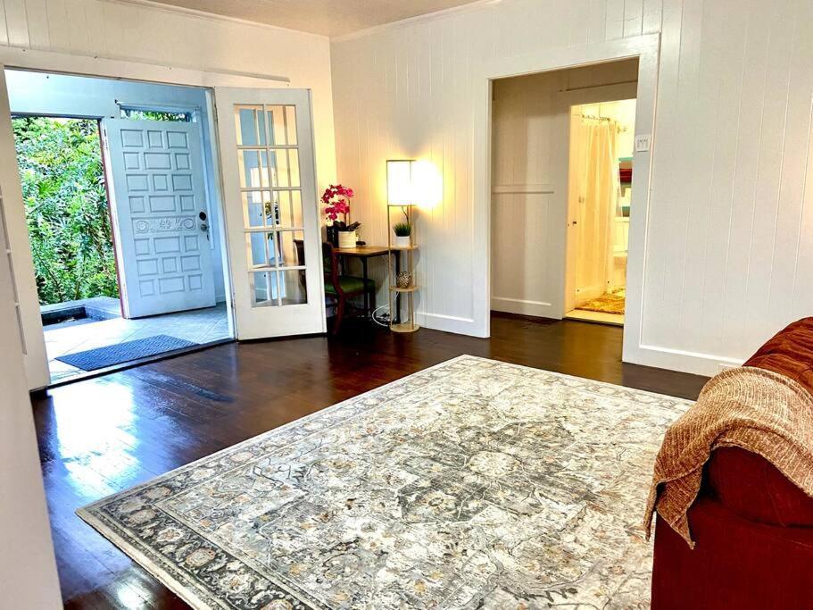 Your Hilo Homebase - Lovely 3 Bedroom In Heart Of Hilo With Ac! Экстерьер фото