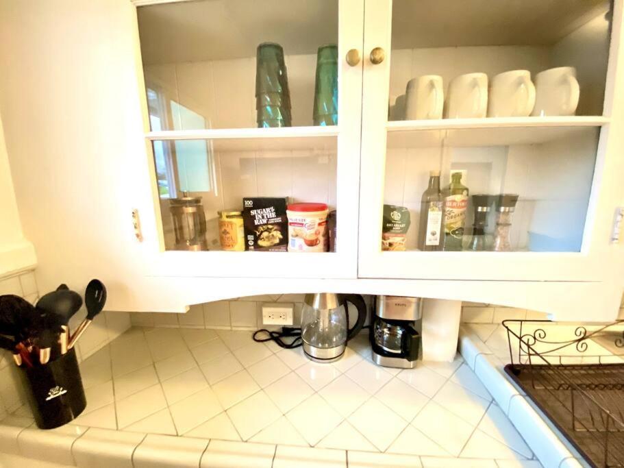 Your Hilo Homebase - Lovely 3 Bedroom In Heart Of Hilo With Ac! Экстерьер фото
